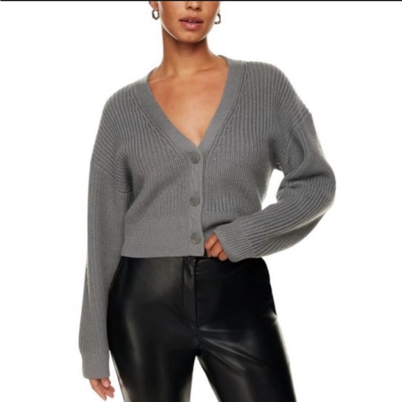 SOLD on lnsta: BADDEST.OUT.THERE2 - Picture 8 of 13